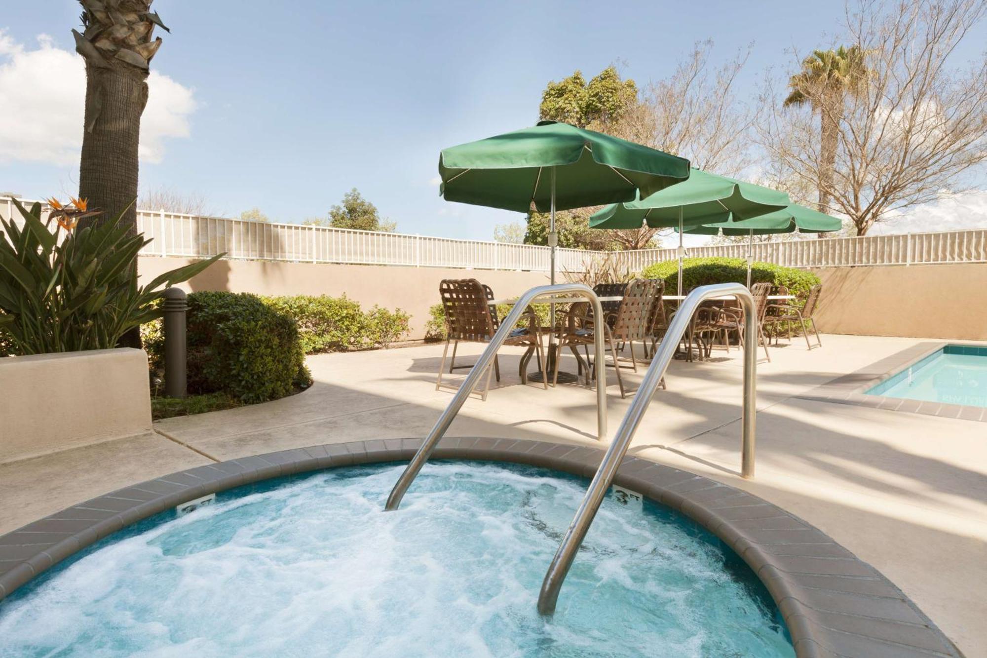 Hilton Garden Inn San Jose/Milpitas Dış mekan fotoğraf