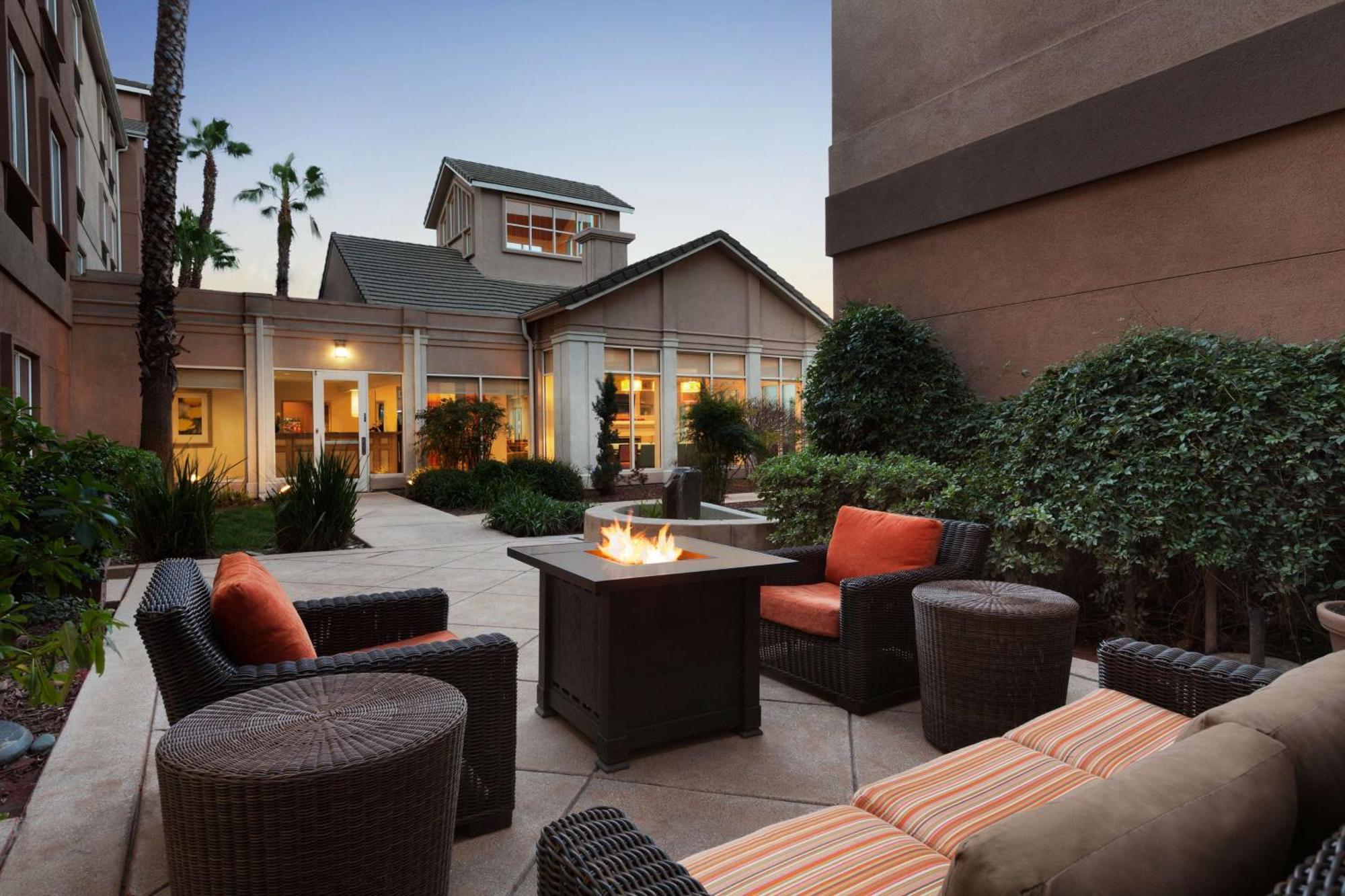 Hilton Garden Inn San Jose/Milpitas Dış mekan fotoğraf